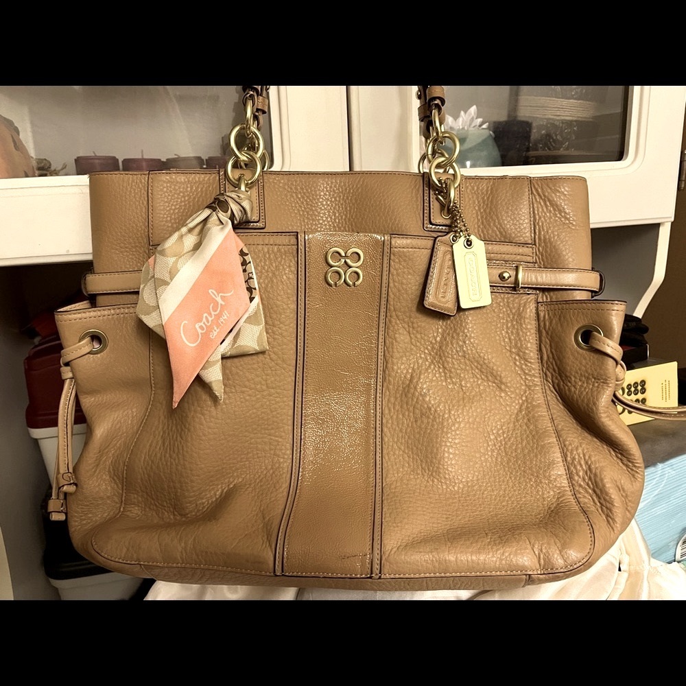 5* COACH- J1068-16476 model number